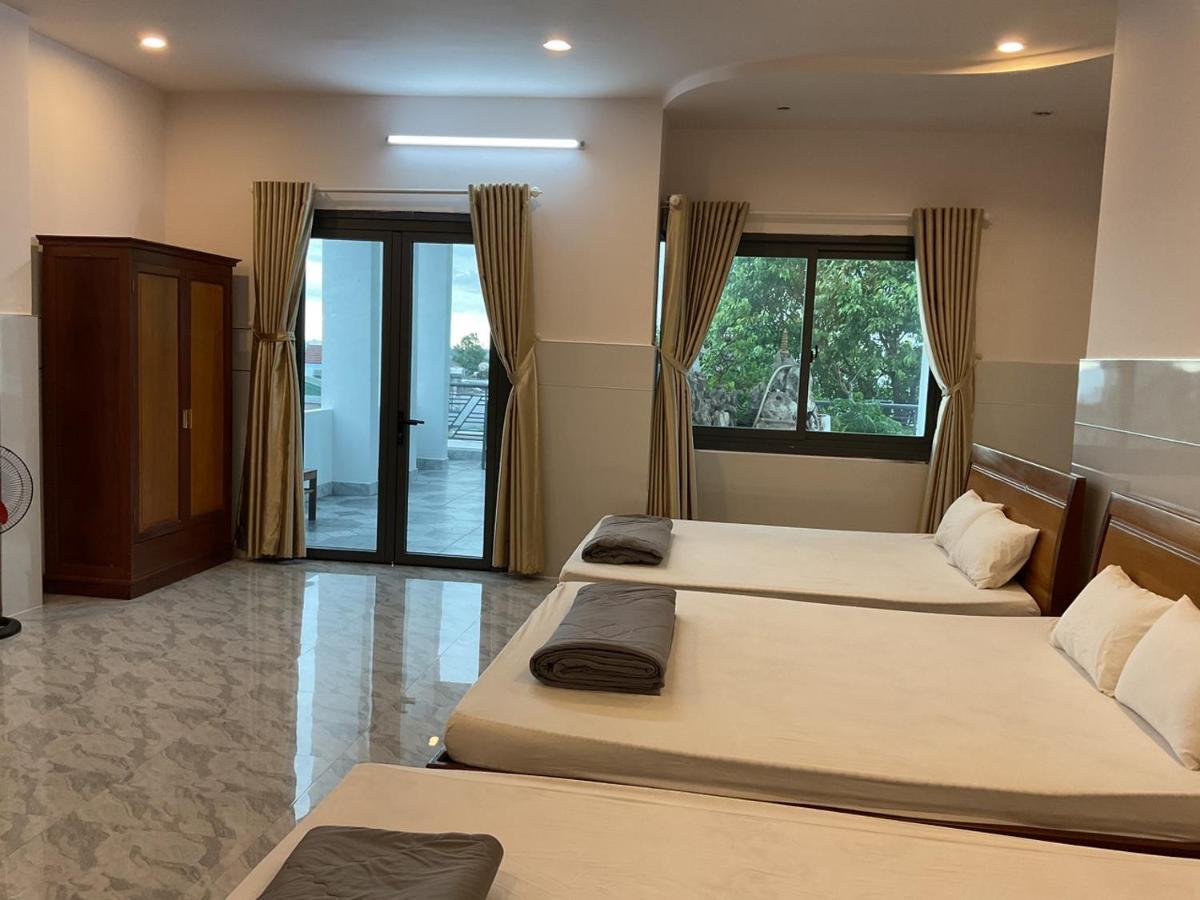Hoang Linh Hotel Buon Ma Thuot Bagian luar foto