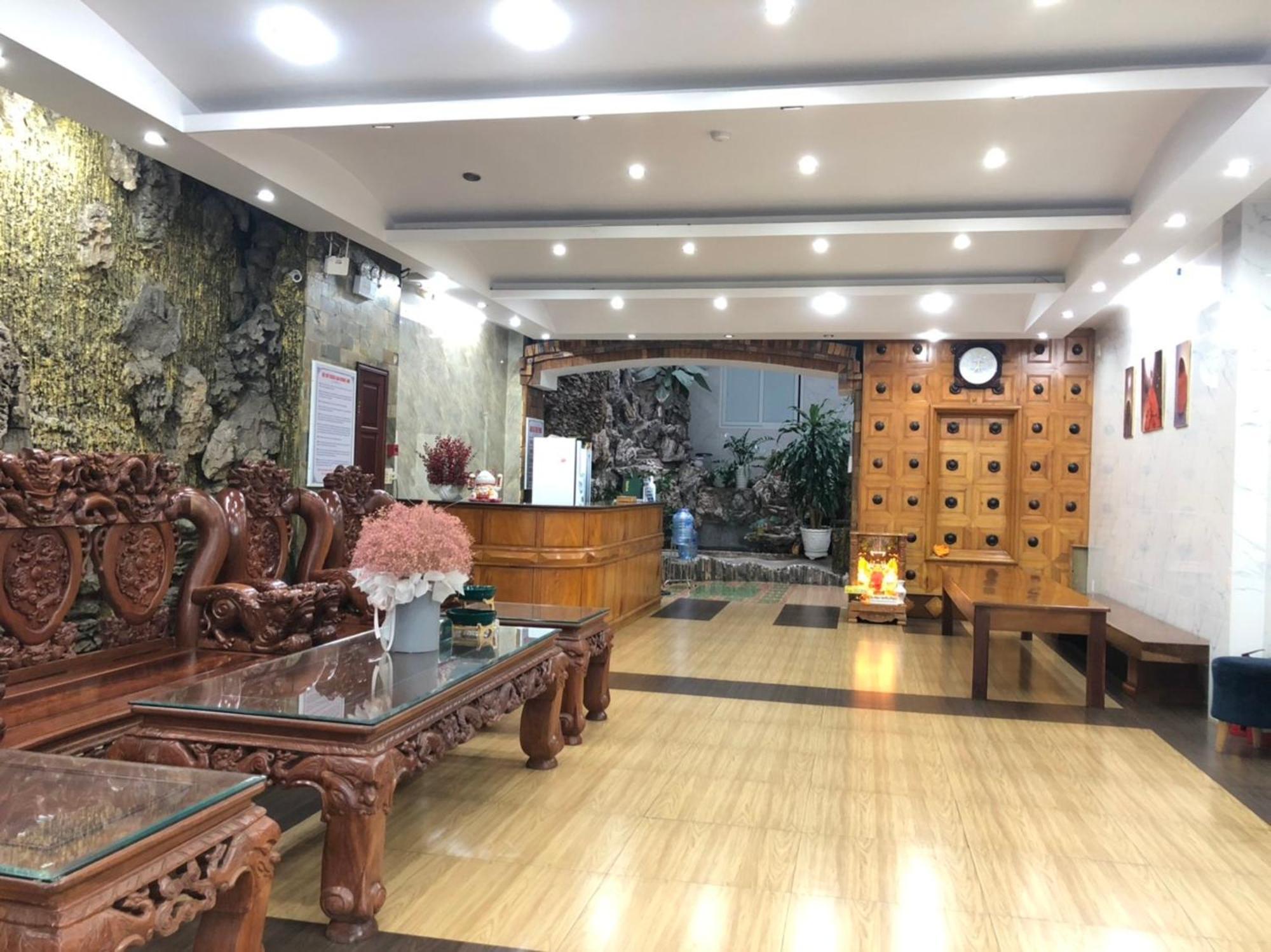 Hoang Linh Hotel Buon Ma Thuot Bagian luar foto